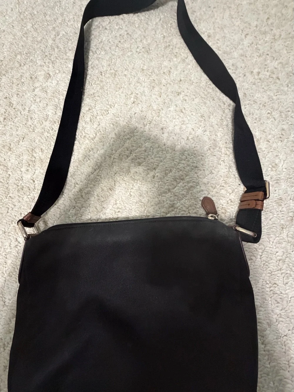 Coach sleek crossbody